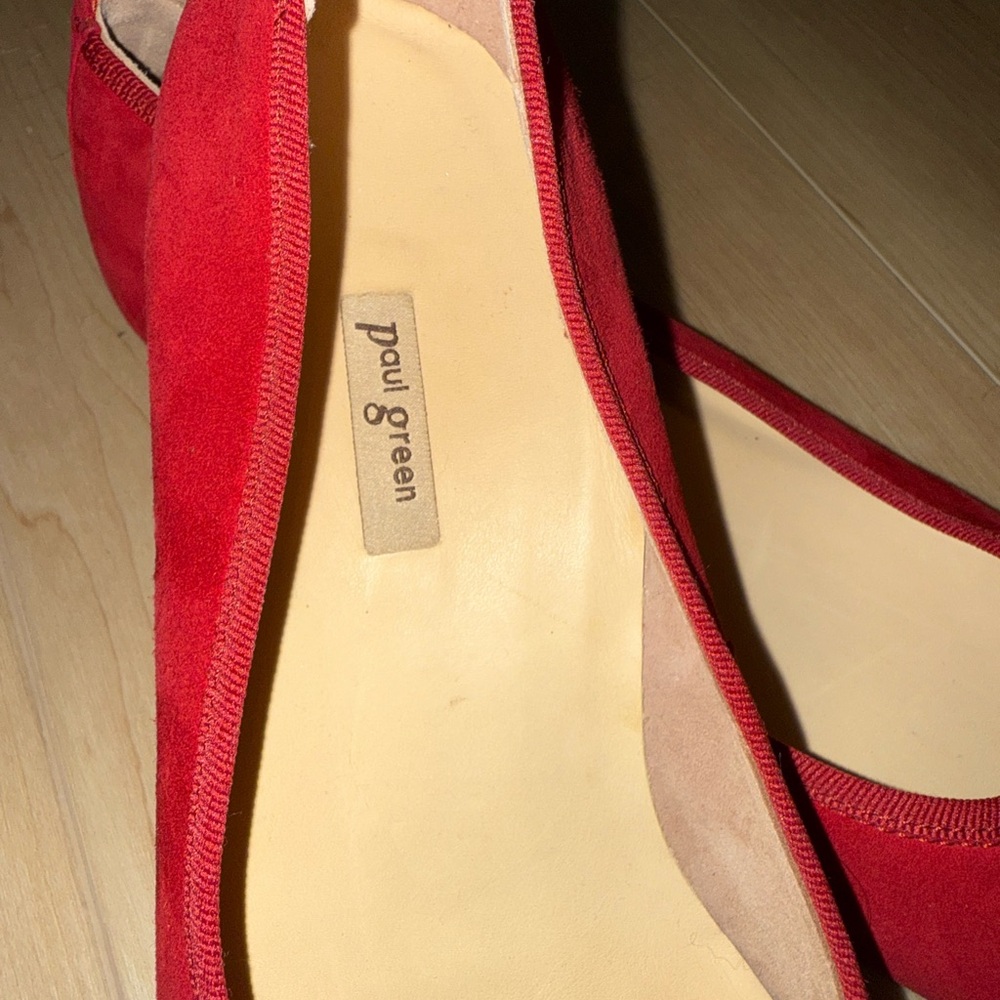 Paul Green Women's Ursula Red Ballet Flats cushion bottom - Picture 2 of 3